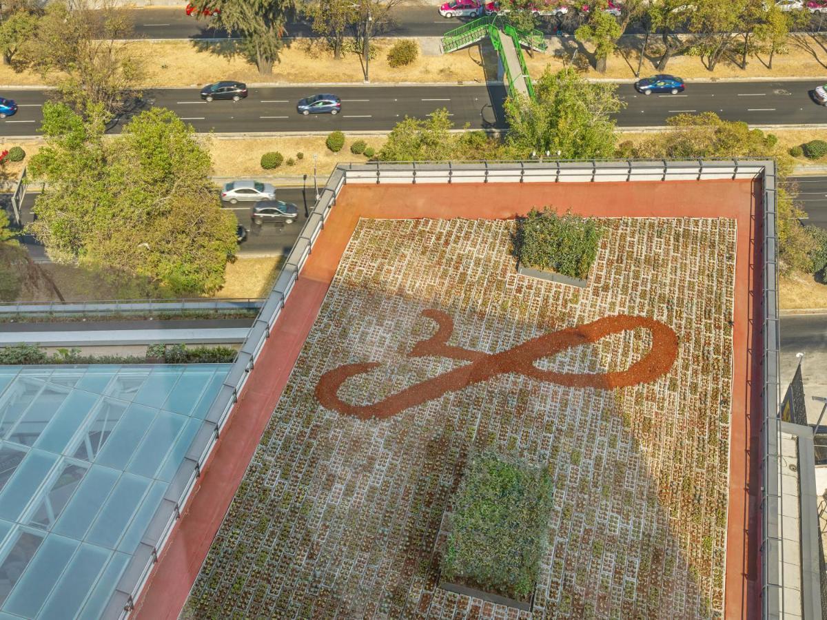 Fiesta Americana Viaducto Aeropuerto Mexico By Eksteriør billede The green roof of the National Museum of Australia