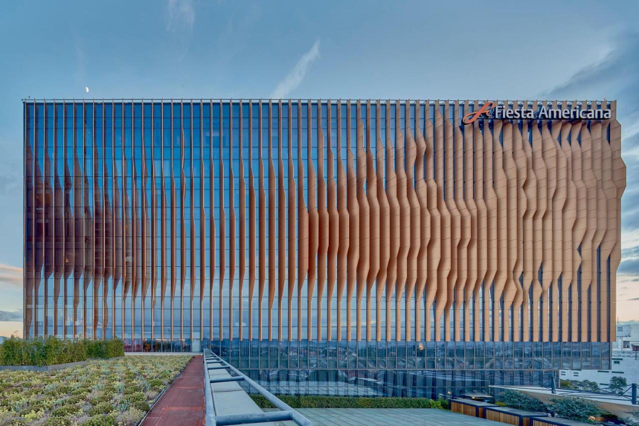 Fiesta Americana Viaducto Aeropuerto Mexico By Eksteriør billede The new building of the American University of Paris