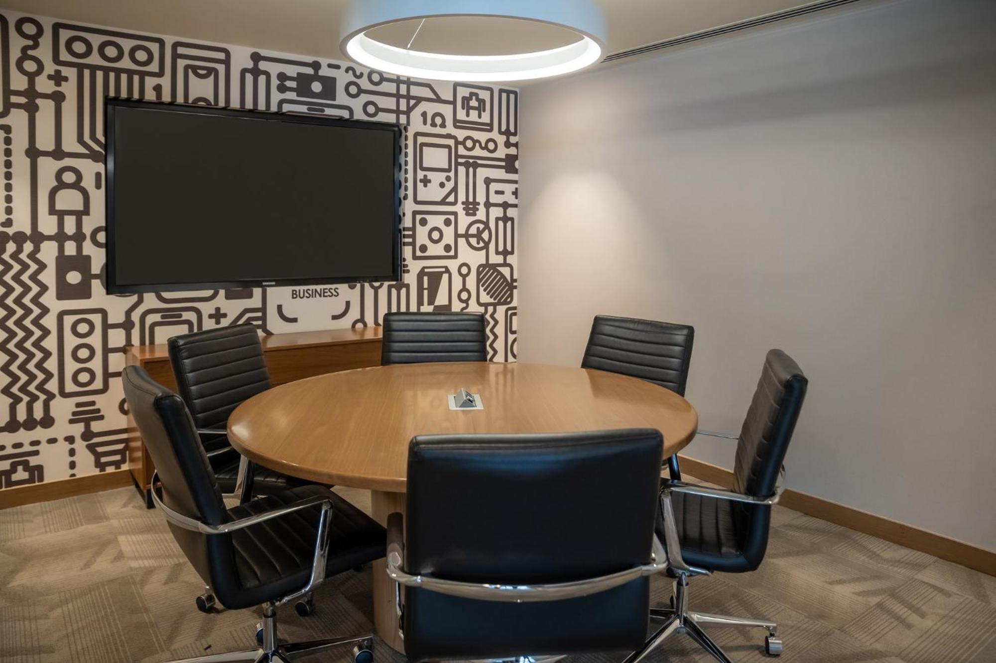 Fiesta Americana Viaducto Aeropuerto Mexico By Eksteriør billede A meeting room at the headquarters of the Wikimedia Foundation