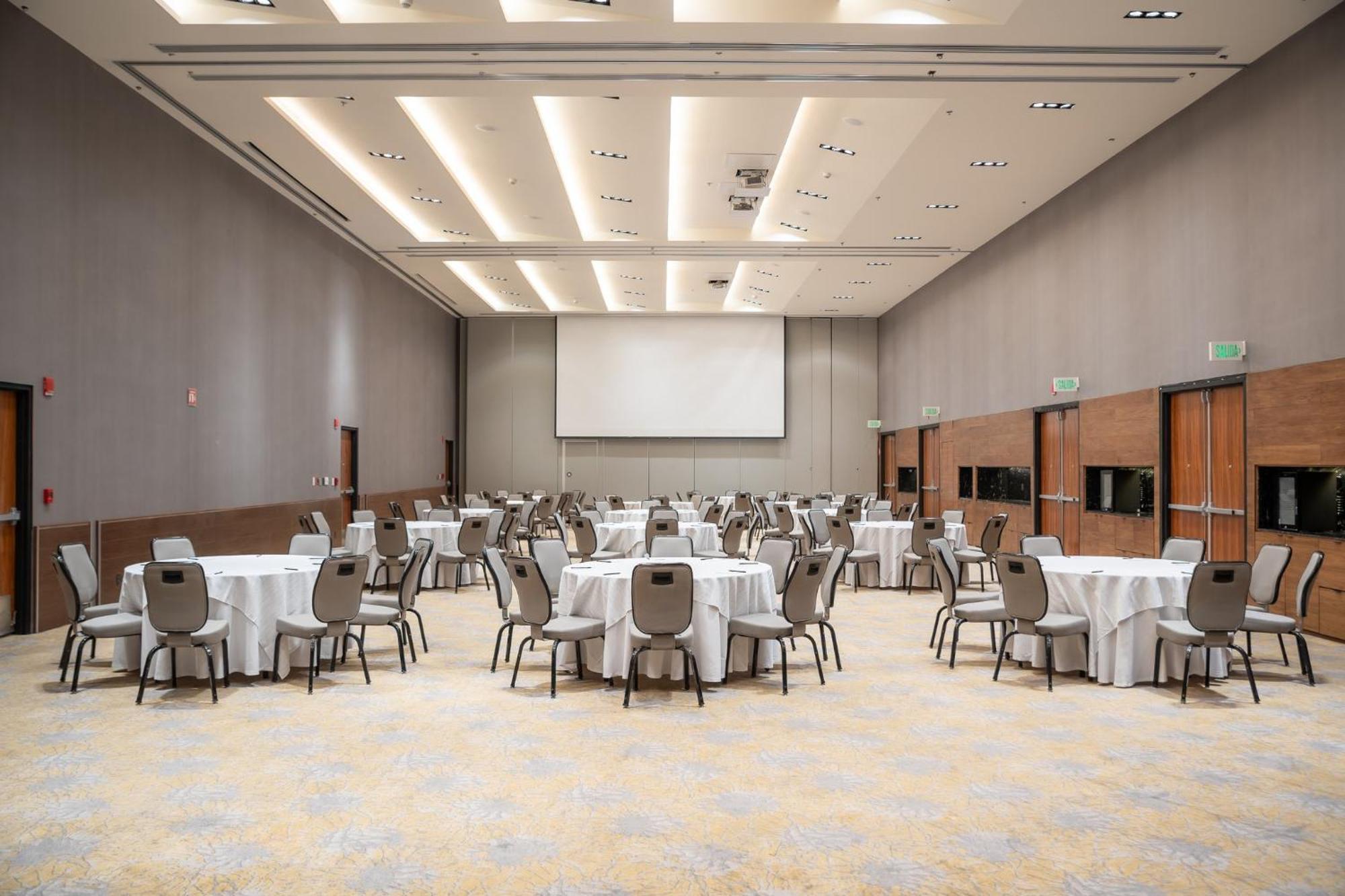 Fiesta Americana Viaducto Aeropuerto Mexico By Eksteriør billede The ballroom at the hotel